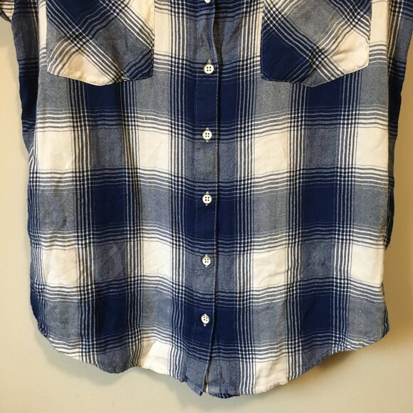 JACHS Girlfriend Blue & White Plaid Rolled Cuff Button Down Rayon Shirt - Picture 4 of 15